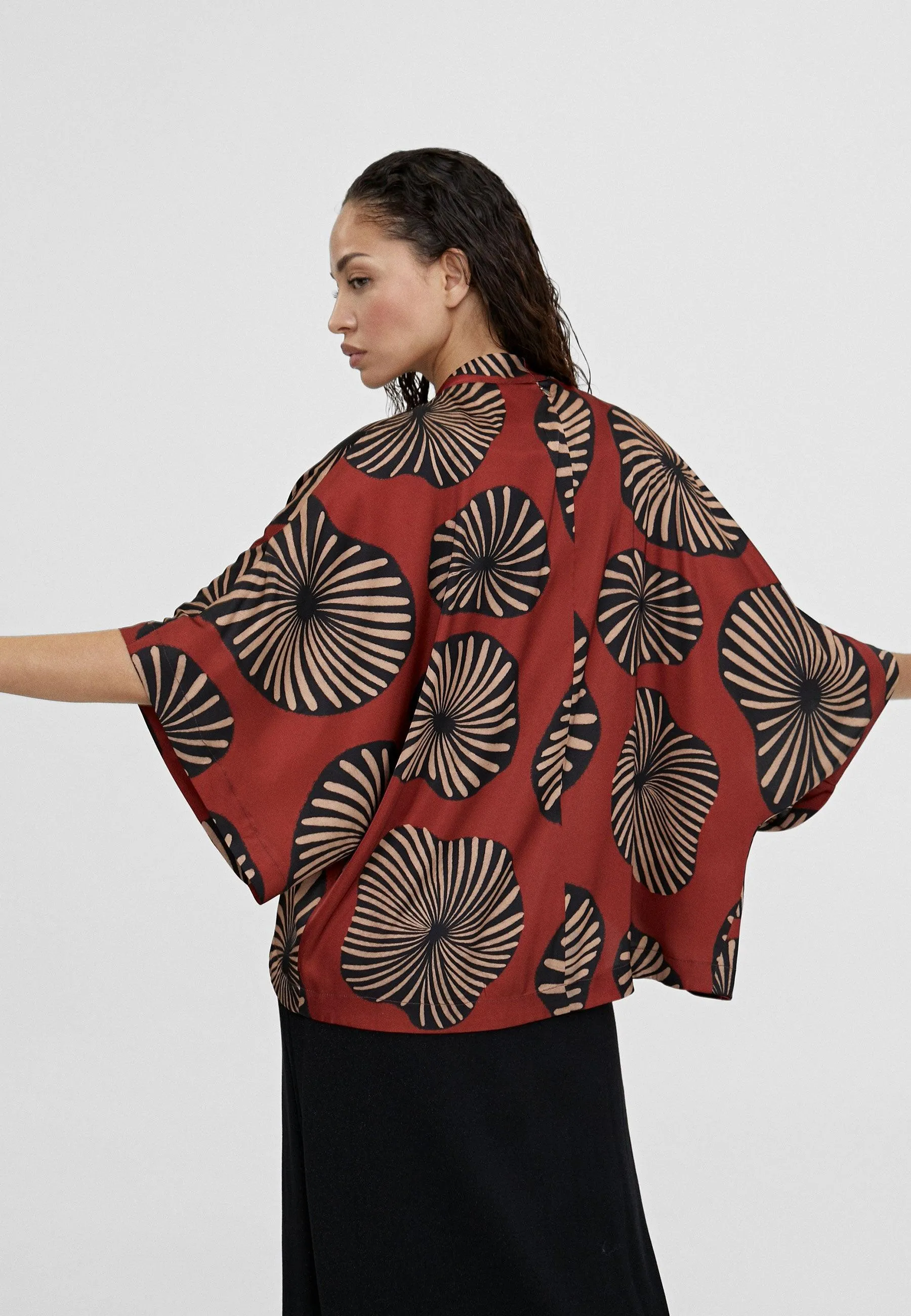 Flowing printed bolero